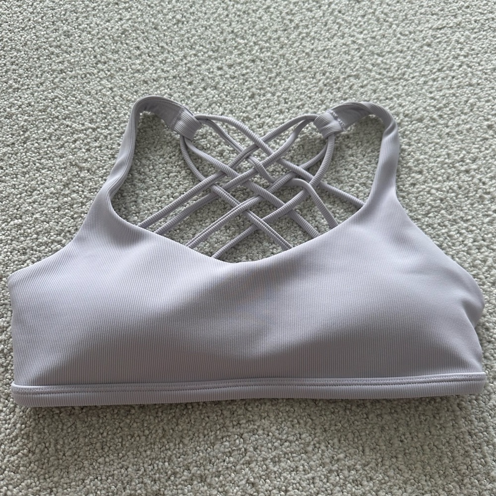 Women’s lulu lemon free to be wild sports bra